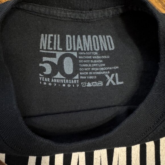 Neil Diamond 50th Anniversary Tour Concert T-Shirt L XL Black 2017 Graphic Crew - Picture 6 of 10